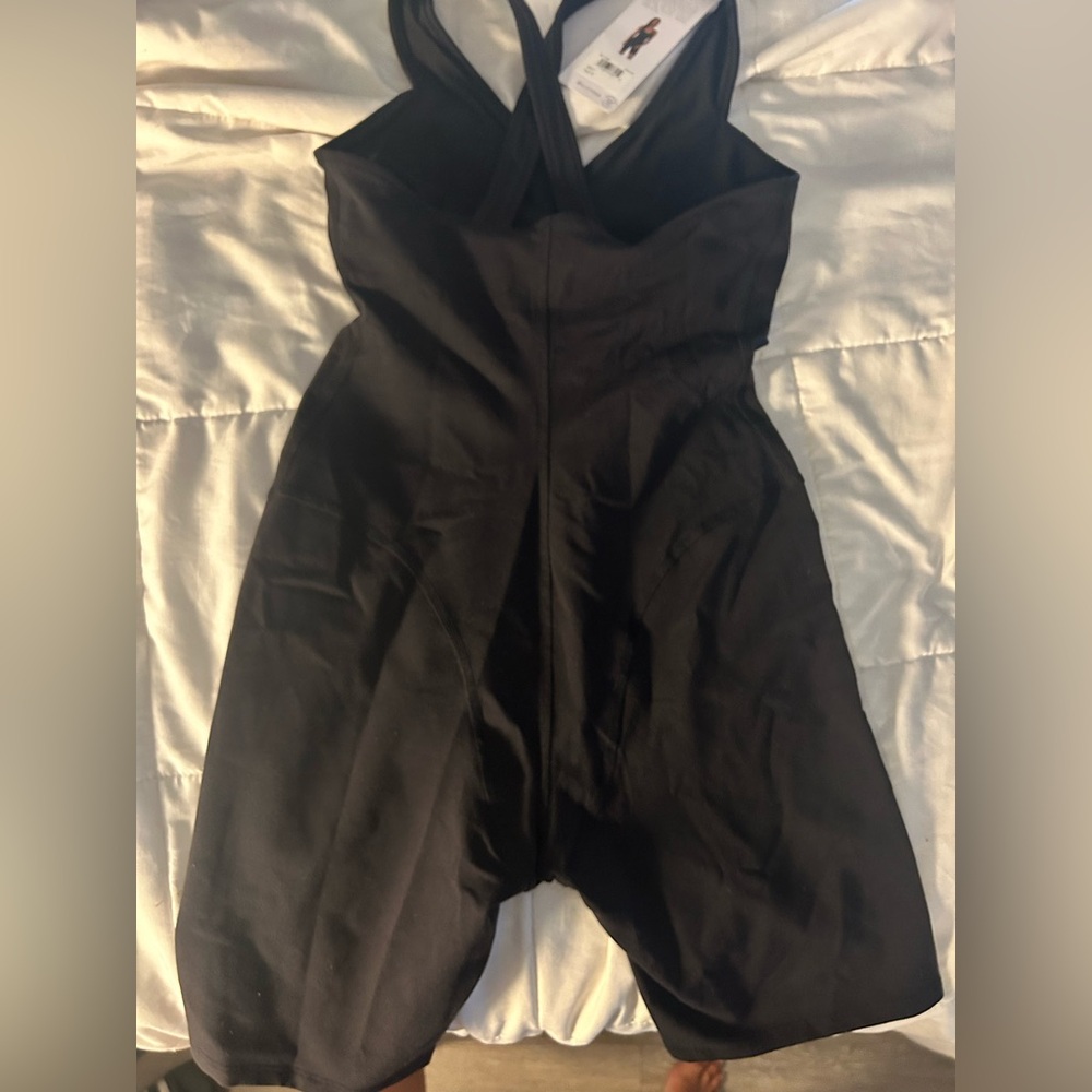 ALO Yoga Black Jumpsuit - Picture 6 of 8